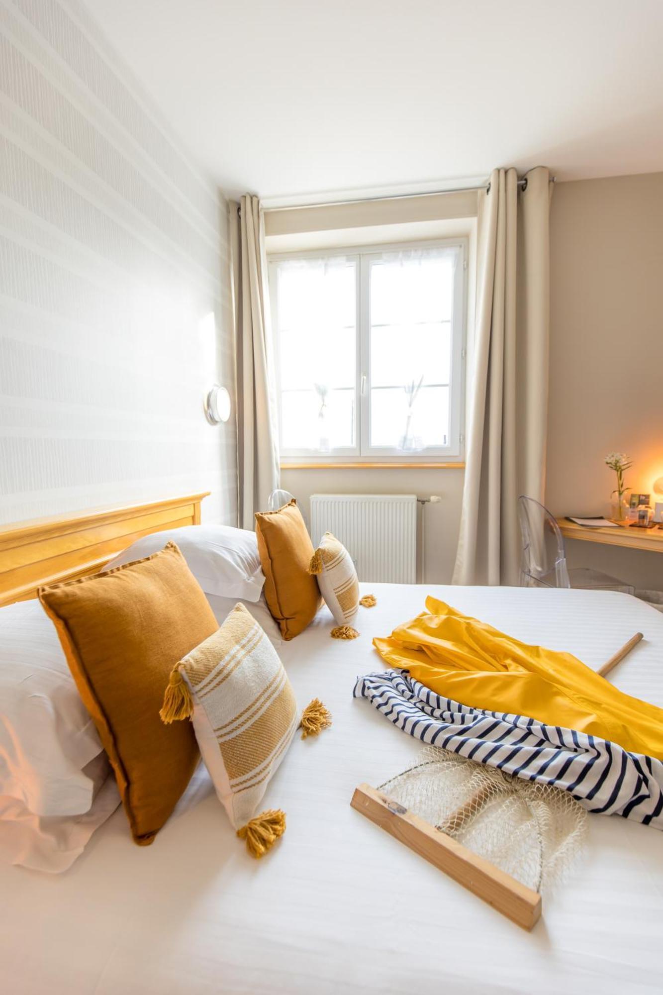 Baie des Anges Hotel Landéda Eksteriør billede